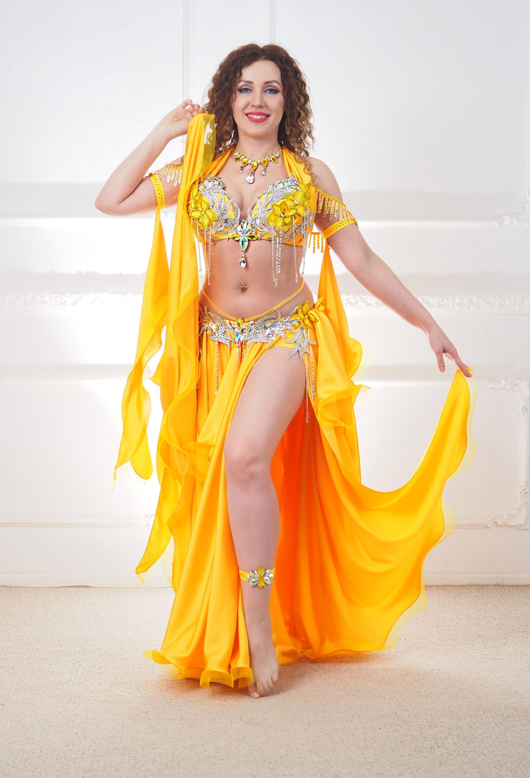 karin　ベリーダンス 衣装 アイーダスタイル イエロー Bellydance costume yellow profeshional - Aida Style